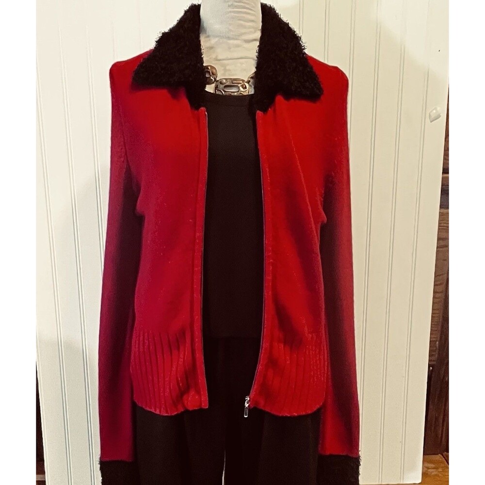 Q & A Vintage Cardigan Sweater Red Knit W/Faux Fur Collar Sleeve Full Zip Small
